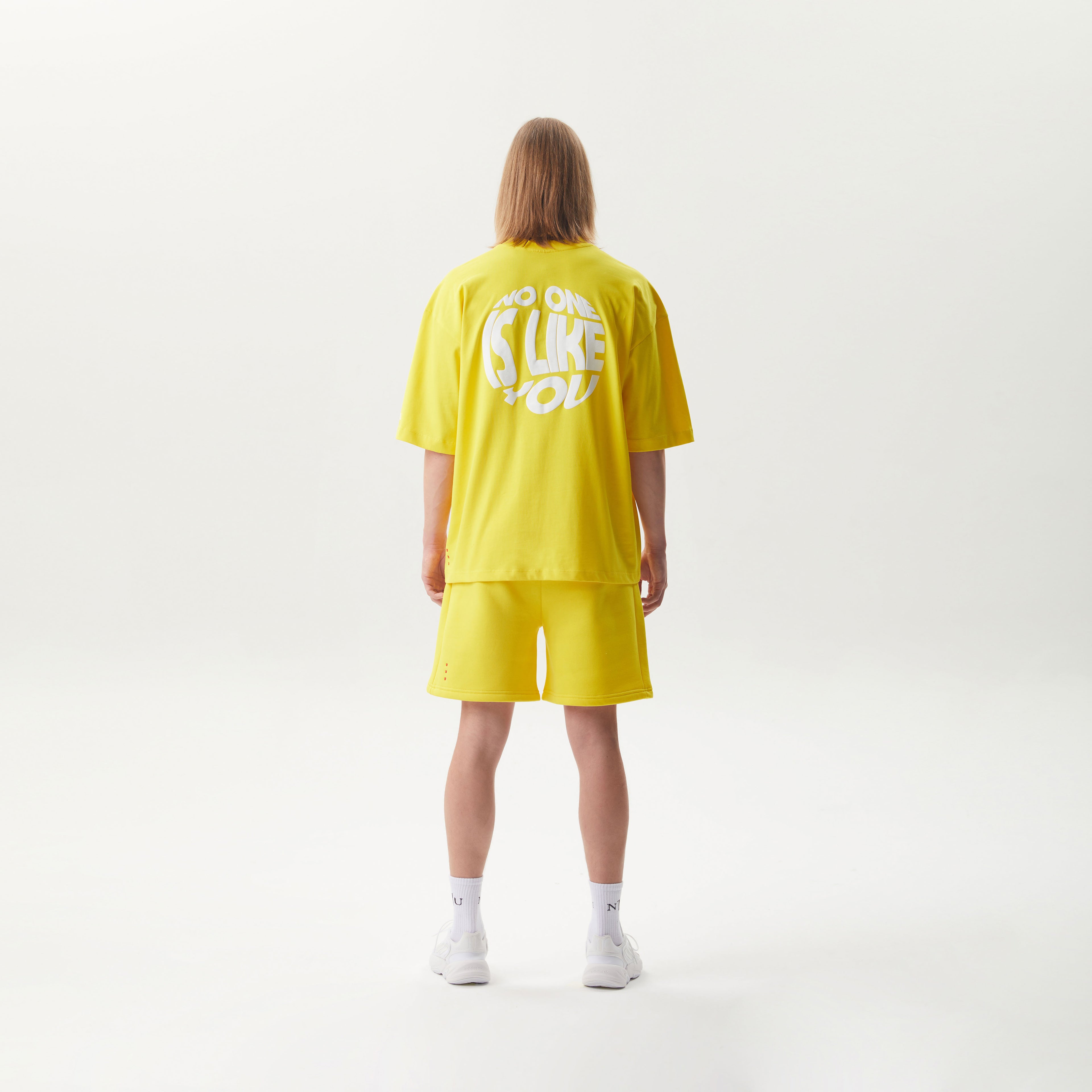 T-Shirt mit Backprint Gelb Unisex - No1You