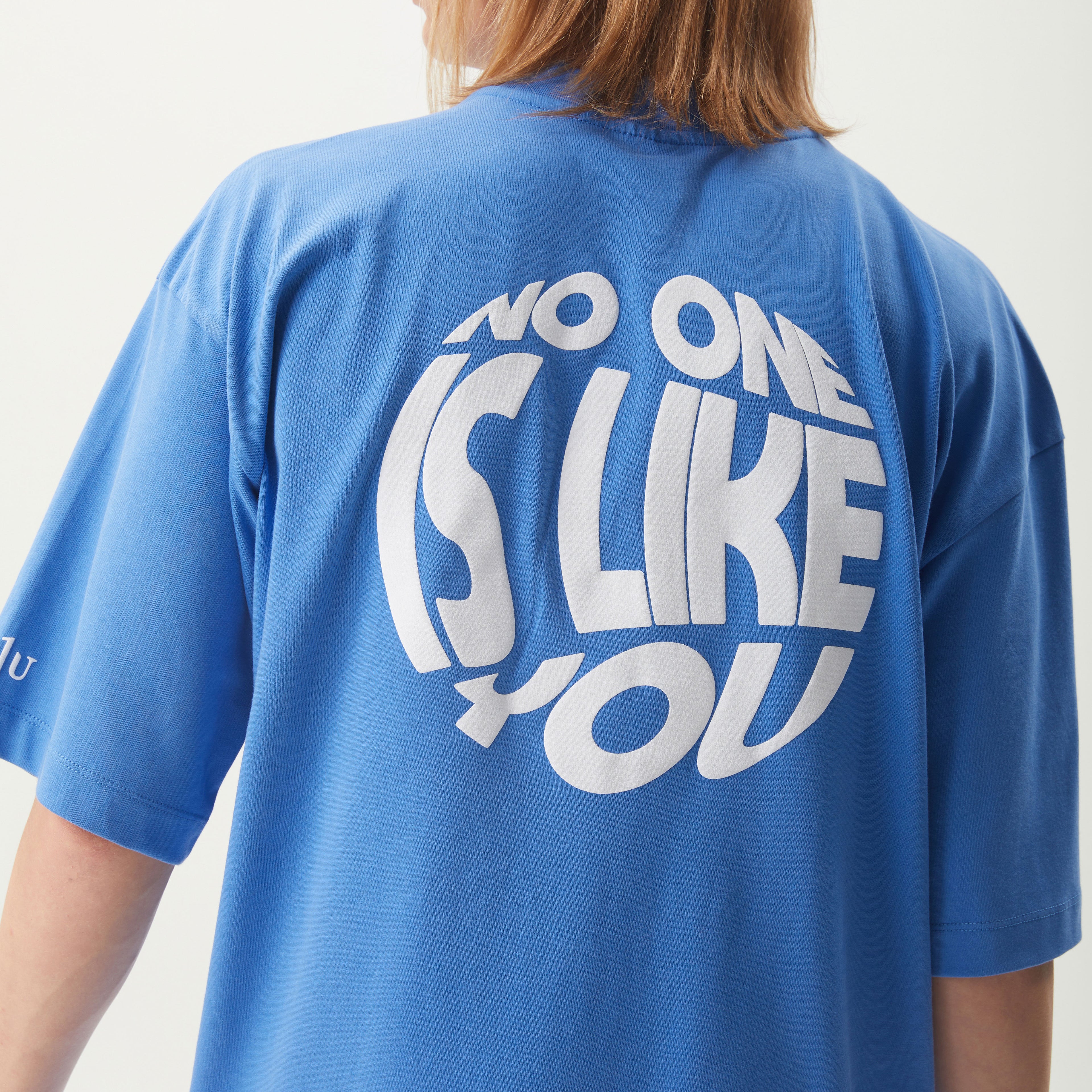 T-Shirt mit Backprint Blau Unisex - No1You