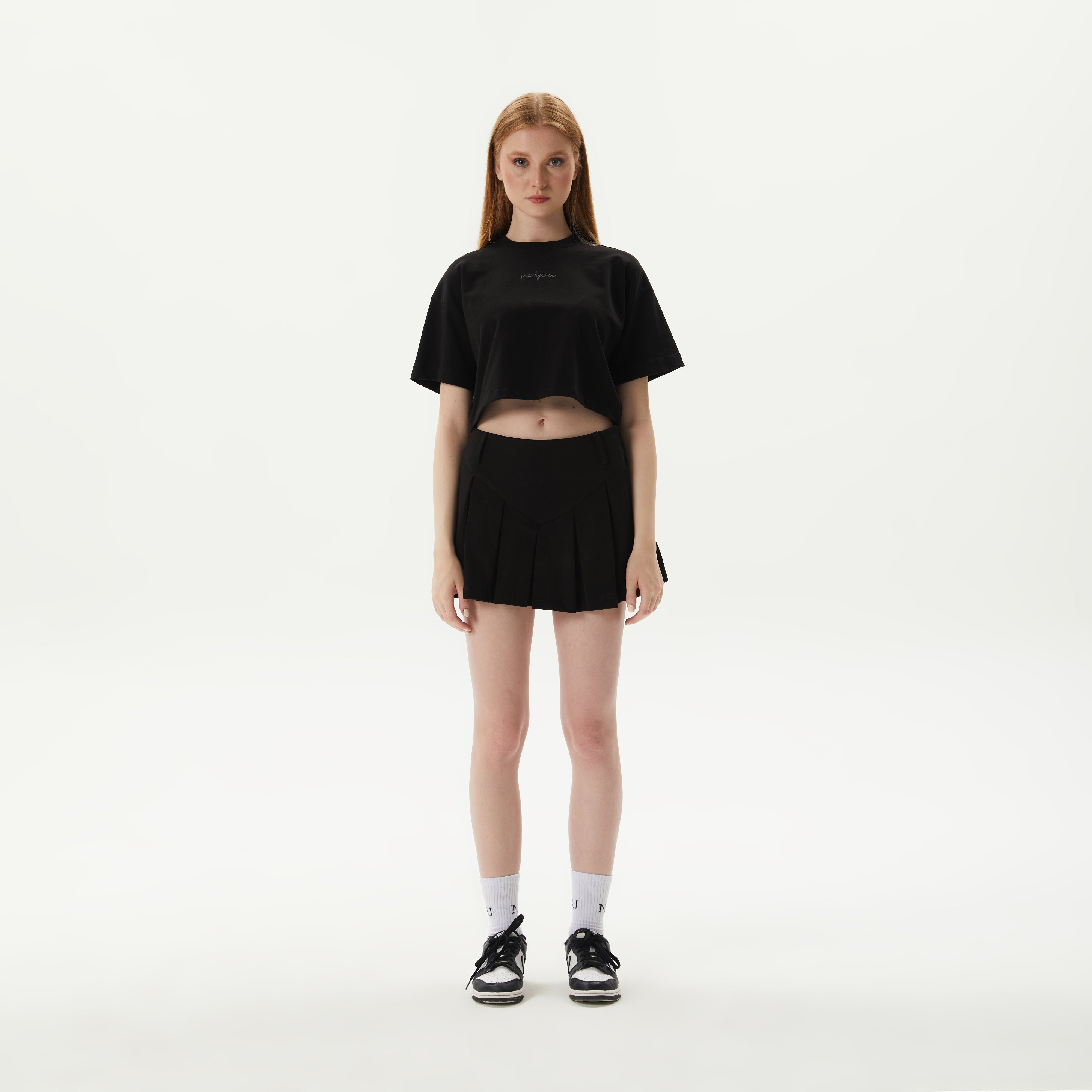 ESSENTIAL 1 BLACK SKORT