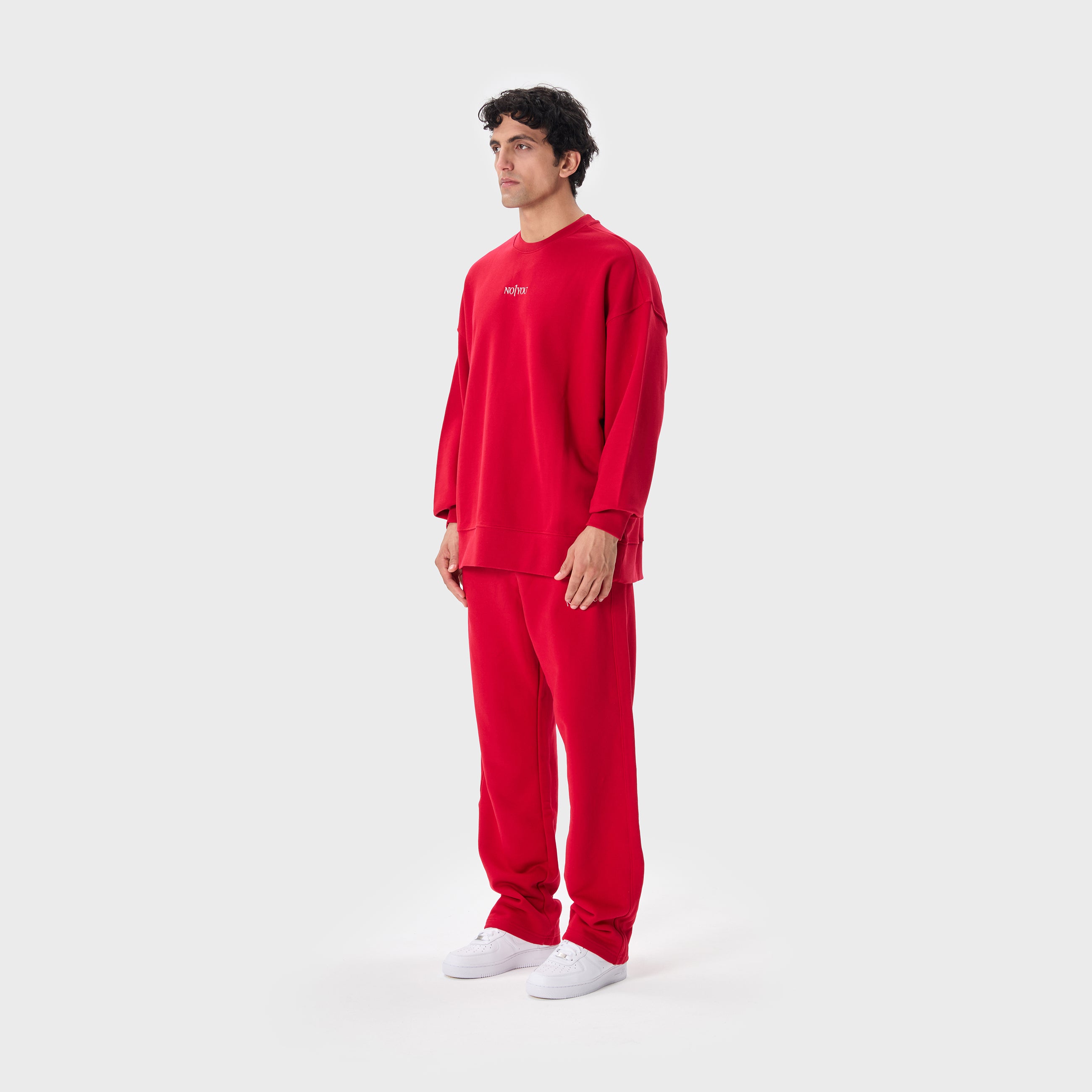 ESSENTIAL 2 RED EMBROIDERY SWEATSHIRT