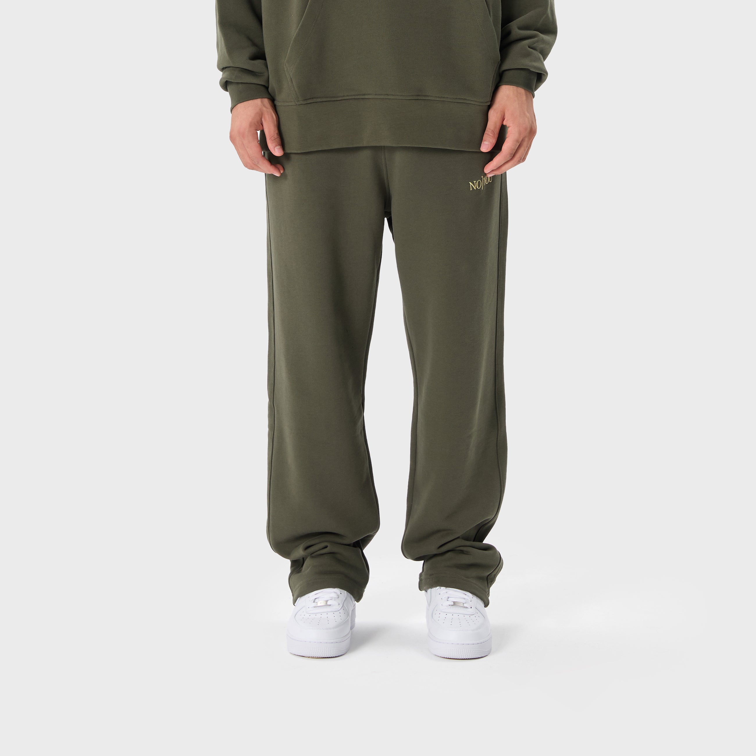 ESSENTIAL 2 DARK GREEN EMBROIDERY SWEATPANTS