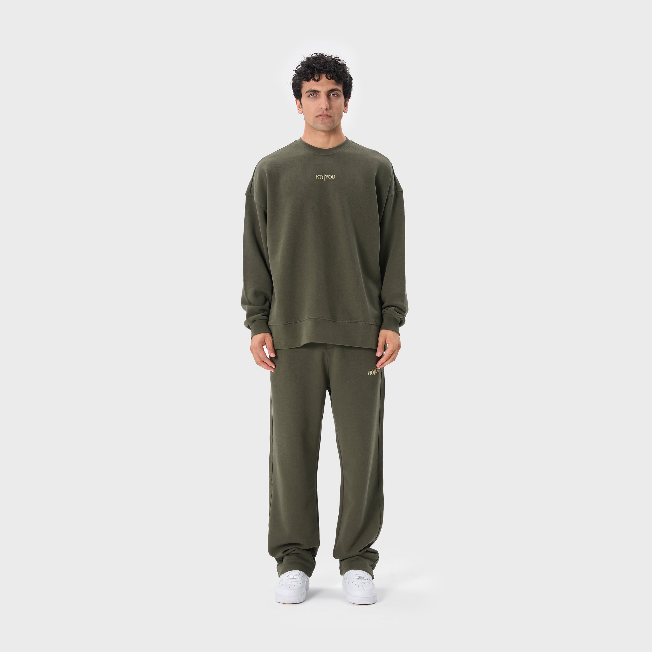 ESSENTIAL 2 DARK GREEN EMBROIDERY SWEATSHIRT