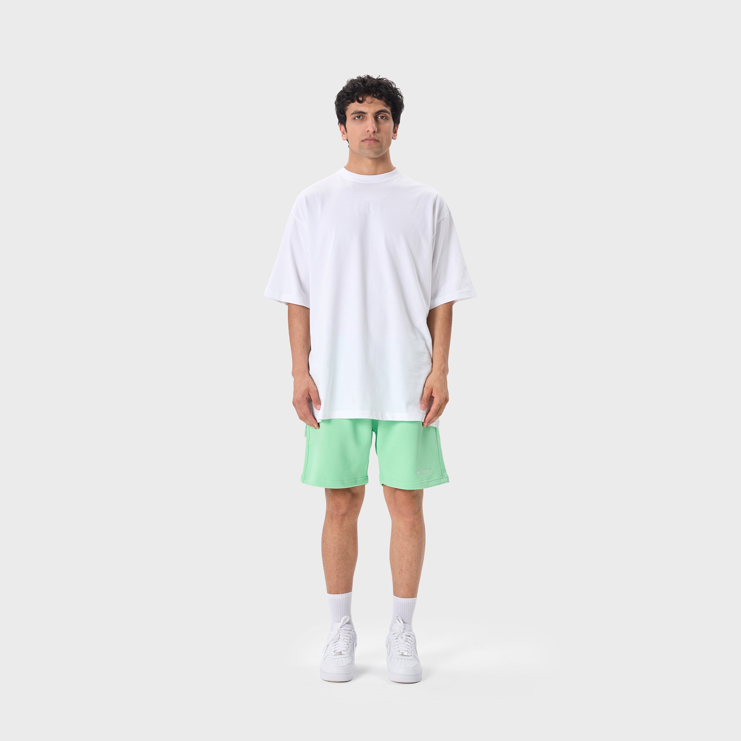 ESSENTIAL 2 GREEN ASH EMBROIDERY SWEATSHORT