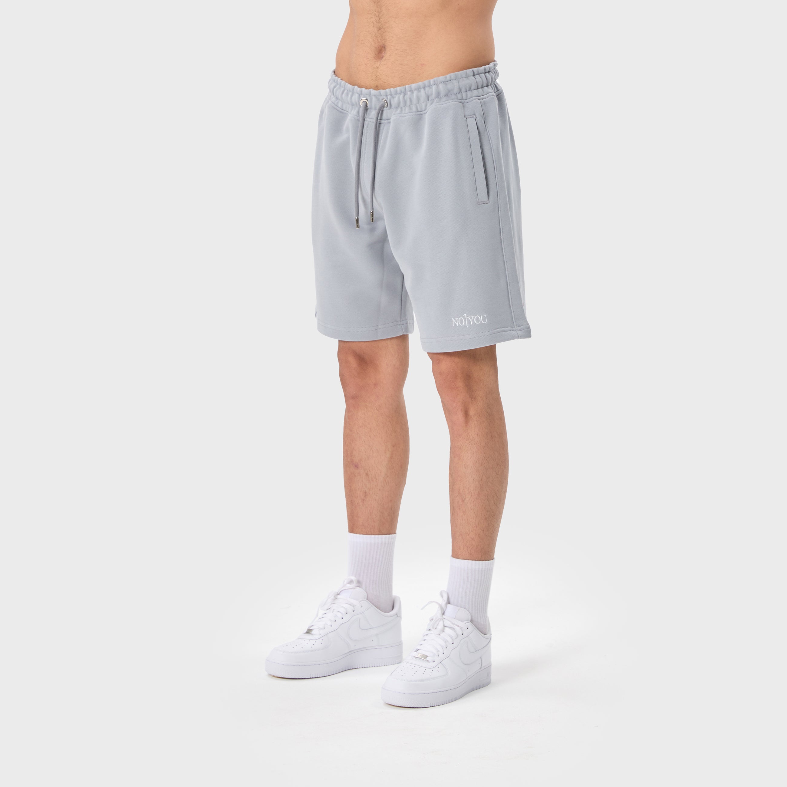 ESSENTIAL 2 LIGHT GREY EMBROIDERY SWEATSHORT