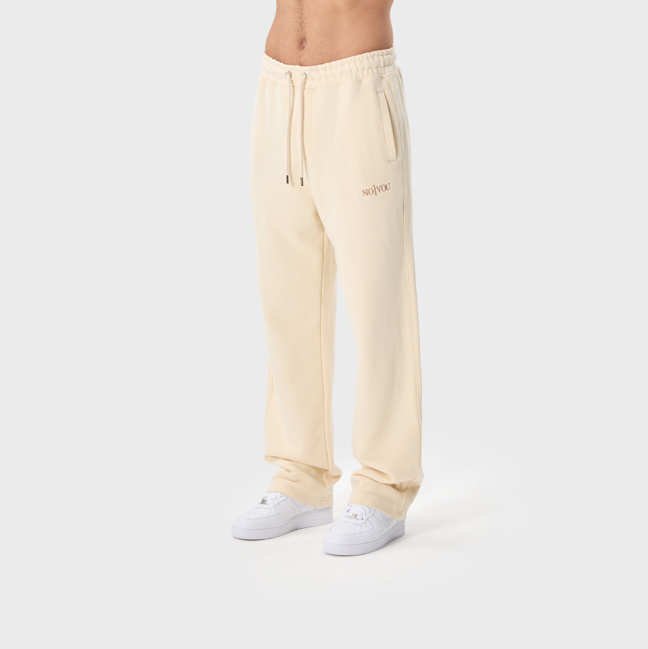 ESSENTIAL 2 STONE EMBROIDERY SWEATPANTS