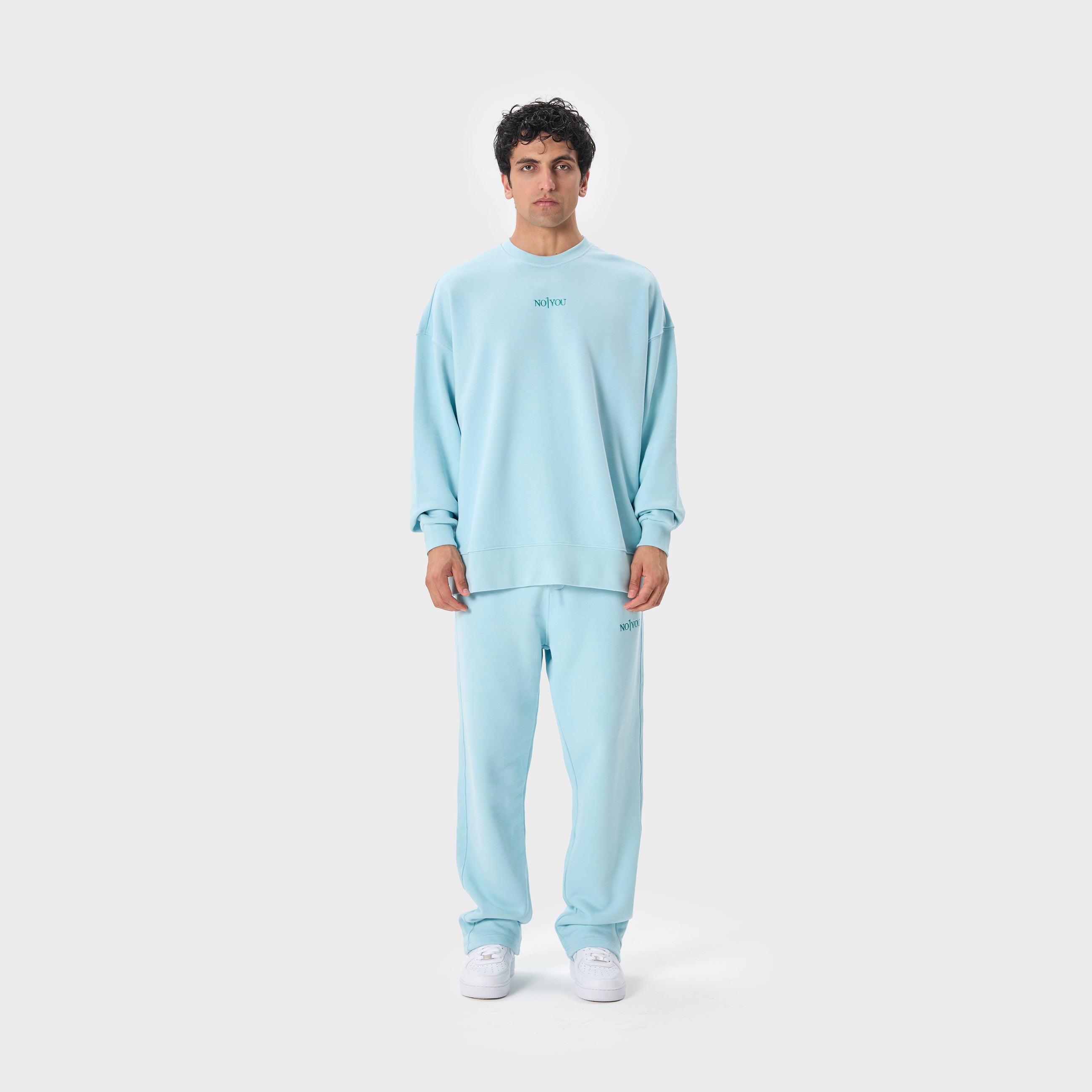 ESSENTIAL 2 BABY BLUE EMBROIDERY SWEATSHIRT