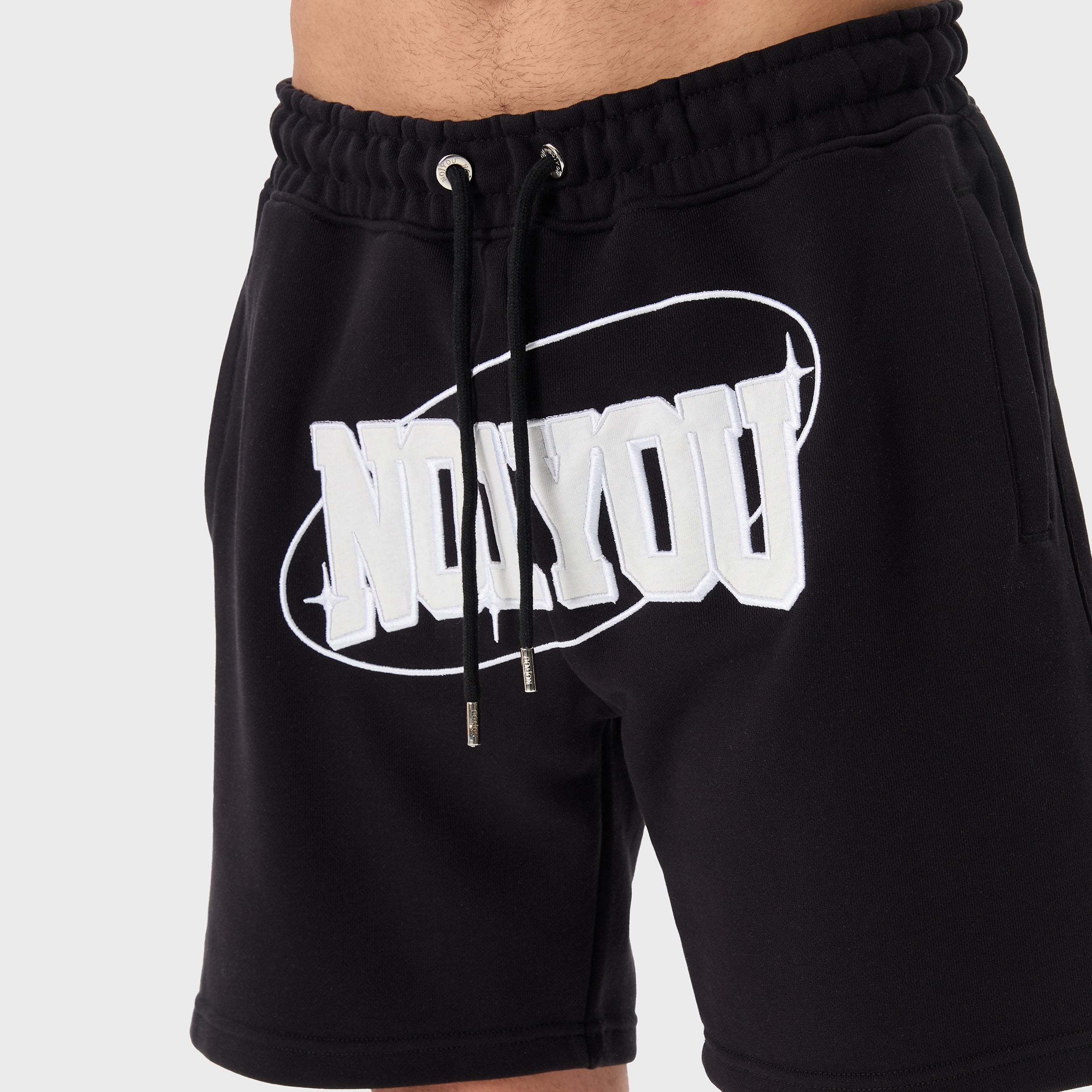 ESSENTIAL 2 BLACK STAR SWEATSHORT
