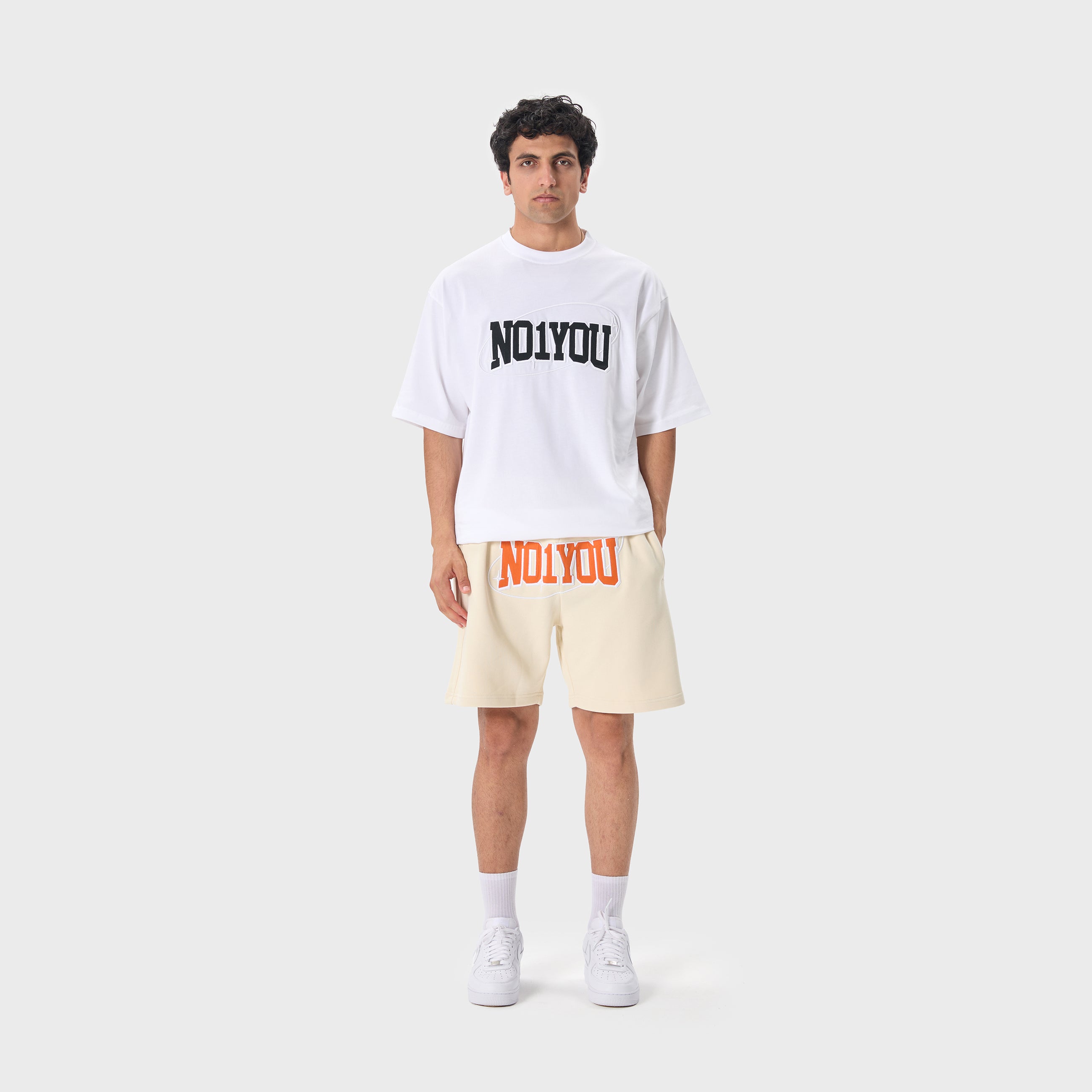 ESSENTIAL 2 STONE STAR SWEATSHORT