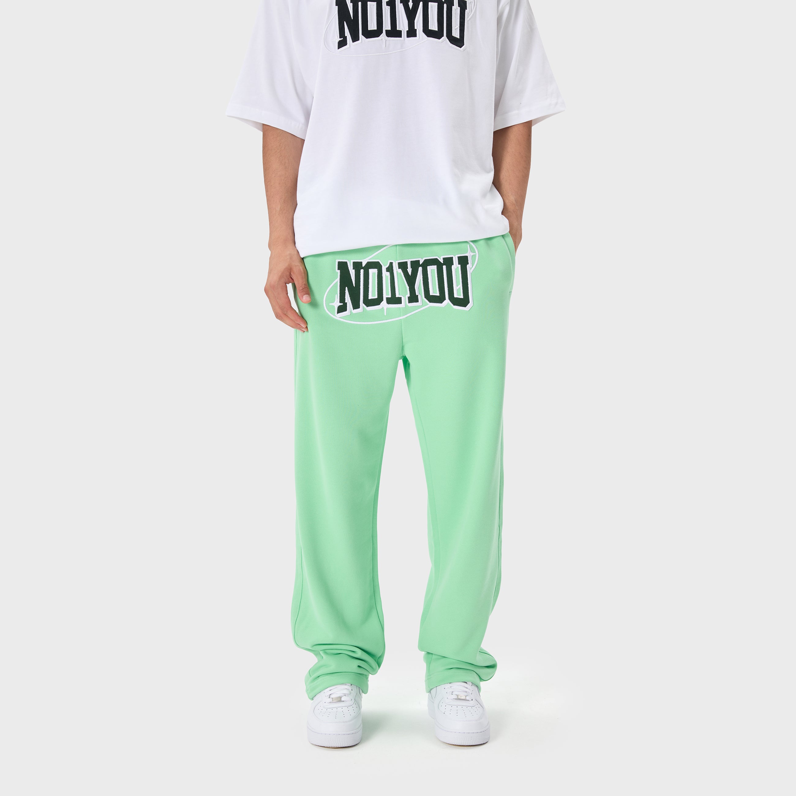 ESSENTIAL 2 GREEN ASH STAR SWEATPANTS