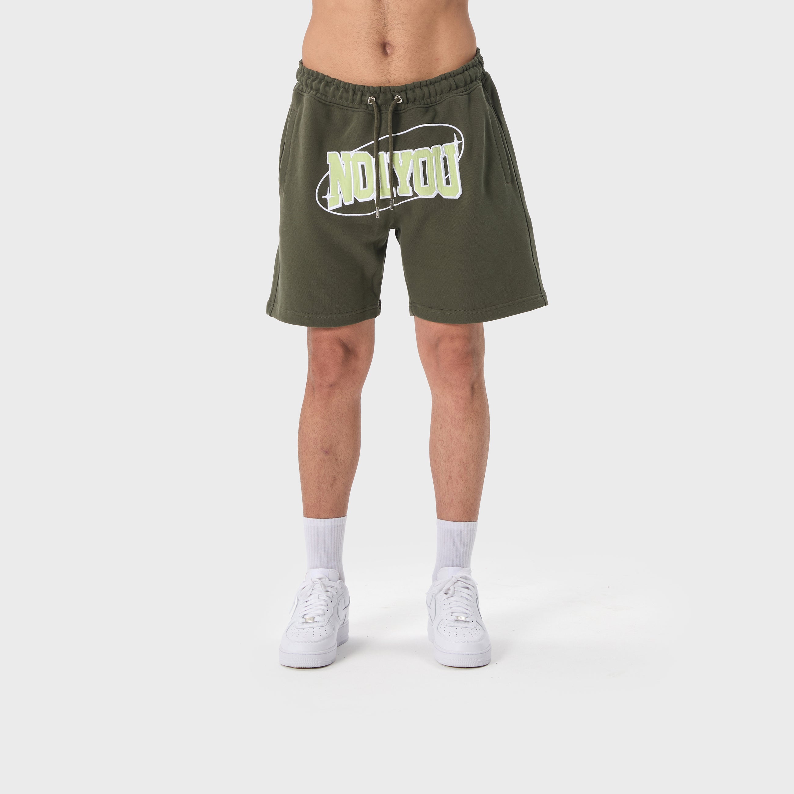 ESSENTIAL 2 DARK GREEN STAR SWEATSHORT