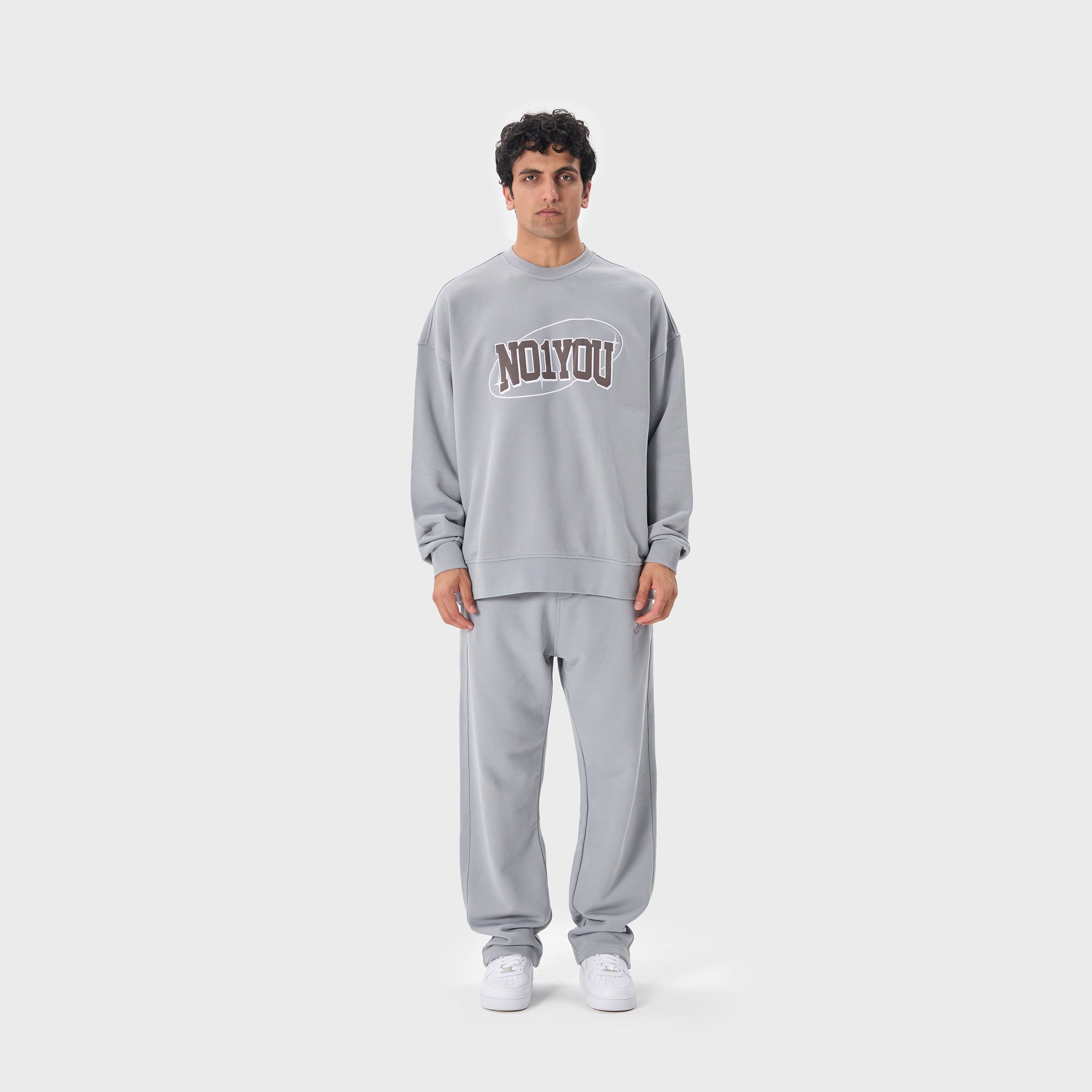 ESSENTIAL 2 LIGHT GREY STAR SWEATSHIRT