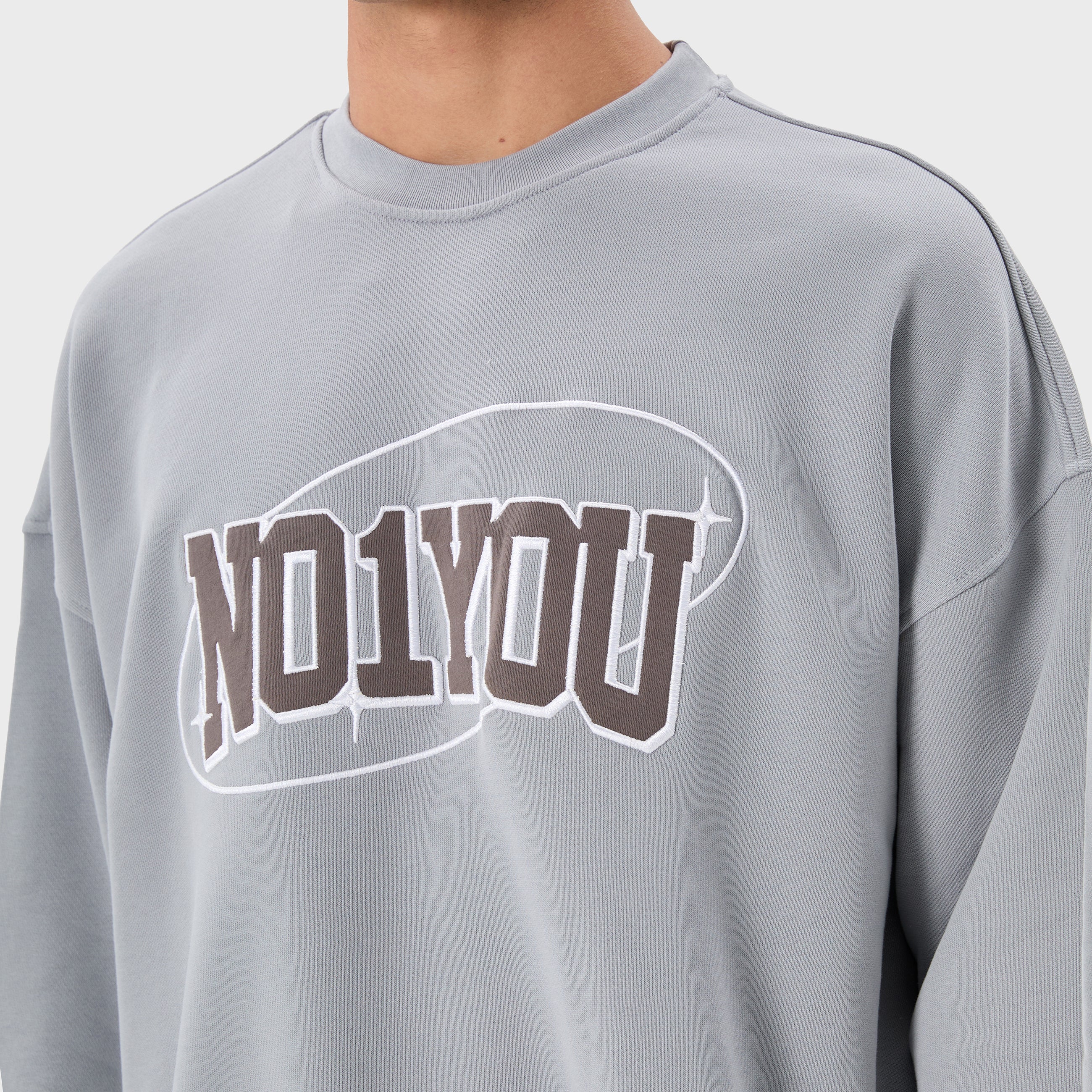 ESSENTIAL 2 LIGHT GREY STAR SWEATSHIRT