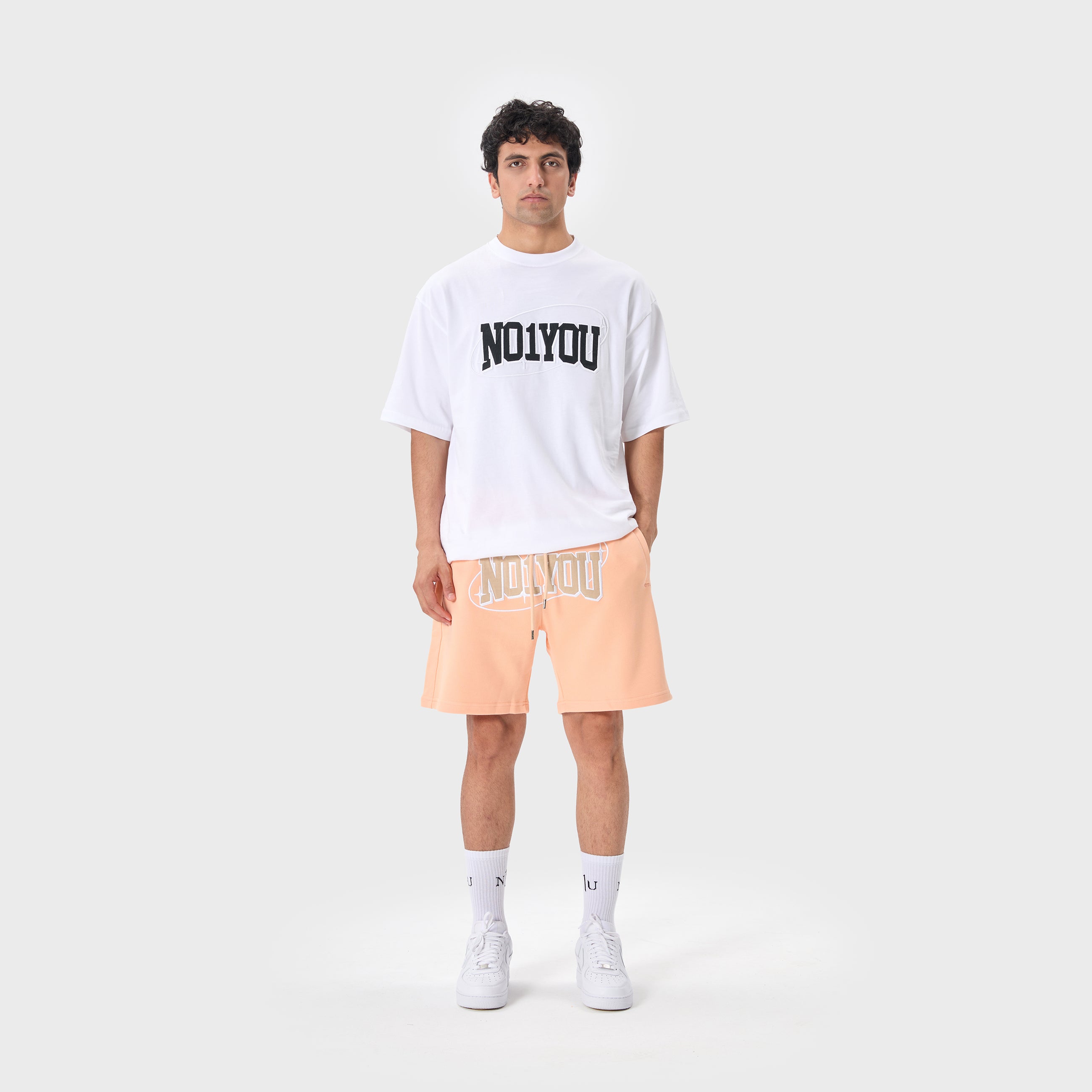 ESSENTIAL 2 PEACH FUZZ STAR SWEATSHORT