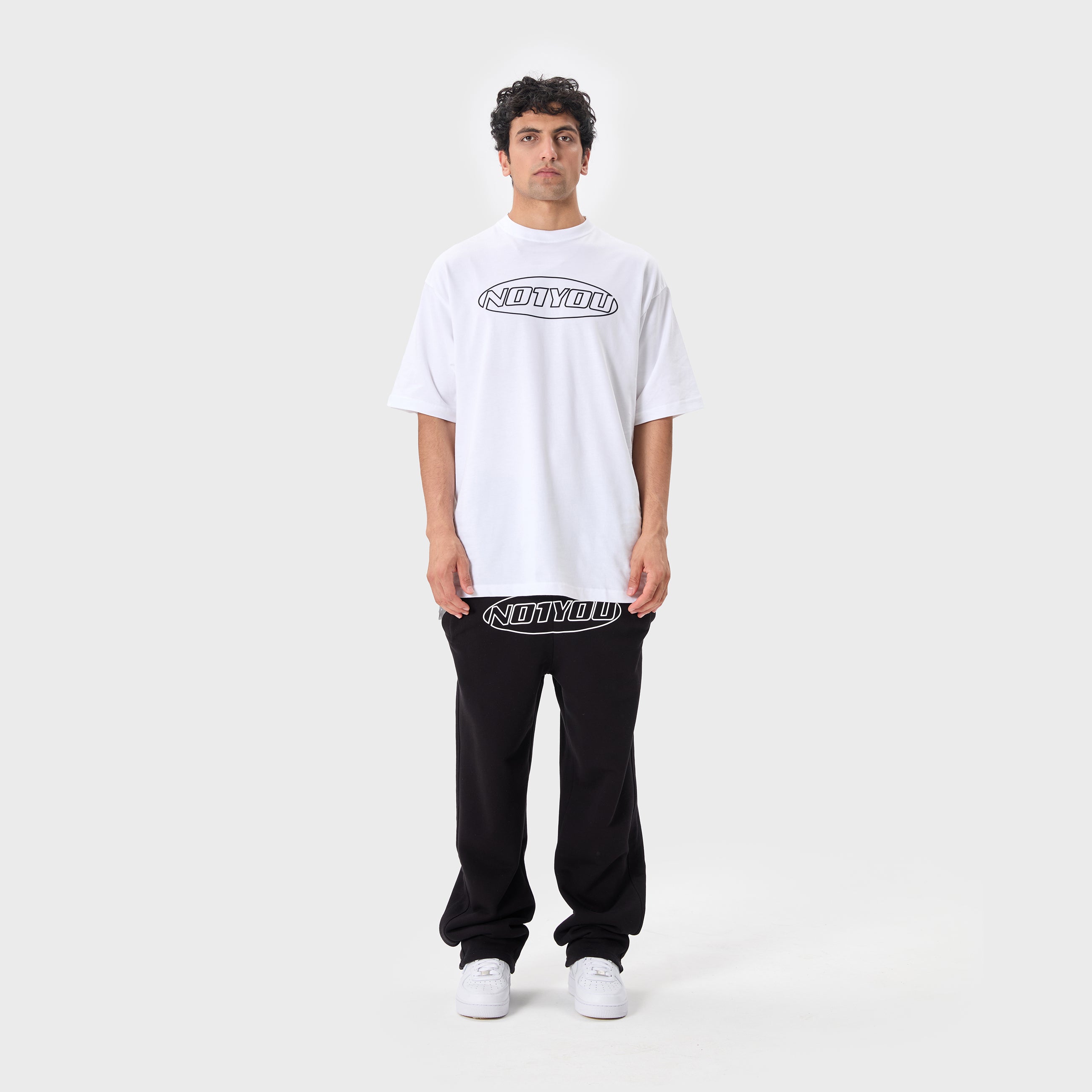 ESSENTIAL 2 BLACK ELLIPSE SWEATPANTS