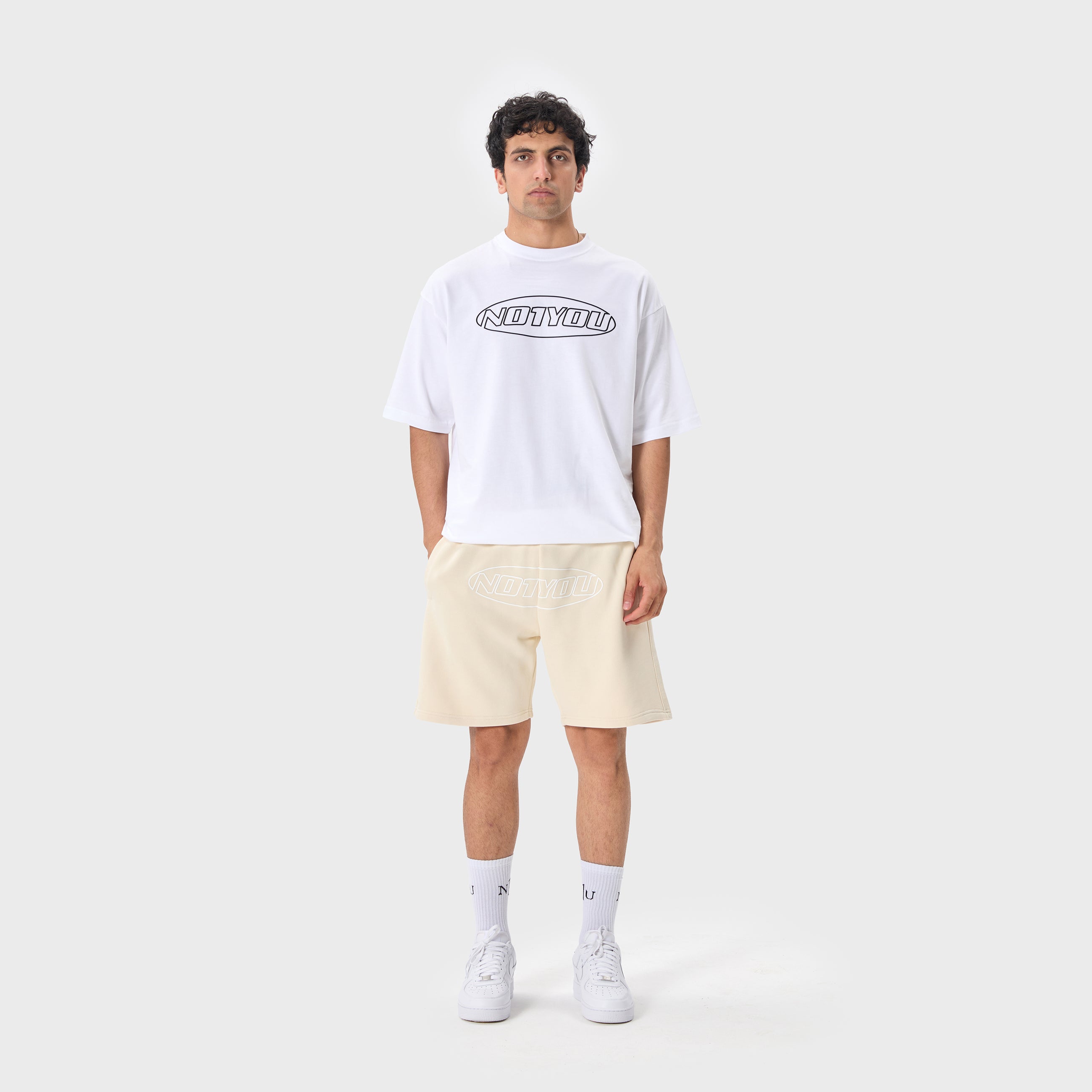 ESSENTIAL 2 STONE ELLIPSE SWEATSHORT