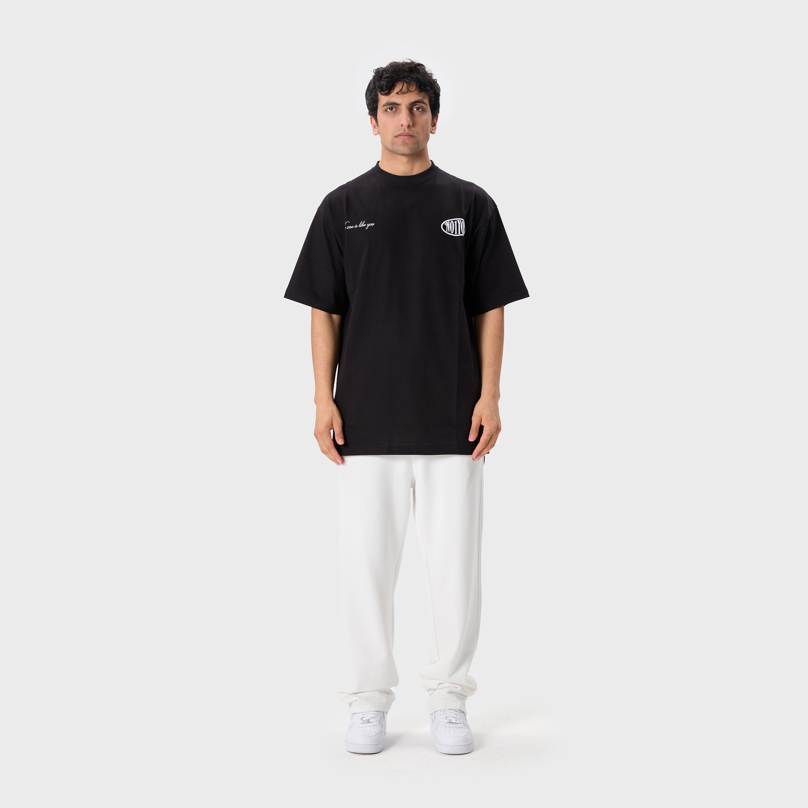 ESSENTIAL 2 BLACK CRESTED TSHIRTS