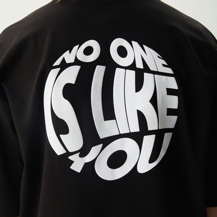 T-Shirt mit Backprint Schwarz Unisex - No1You